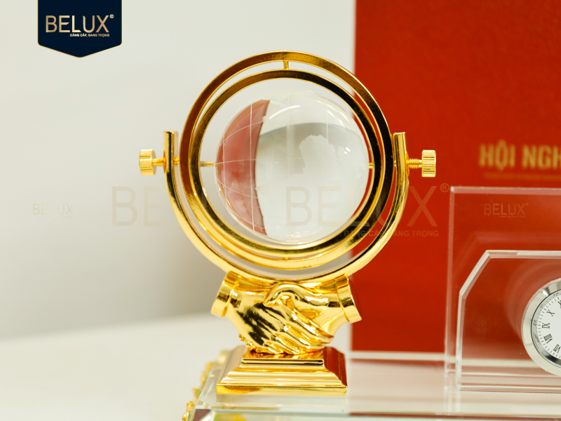 Lô đế bút pha lê Hội Nghị Tổng Kết HNQT D17 bằng đồng thiết kế theo yêu cầu